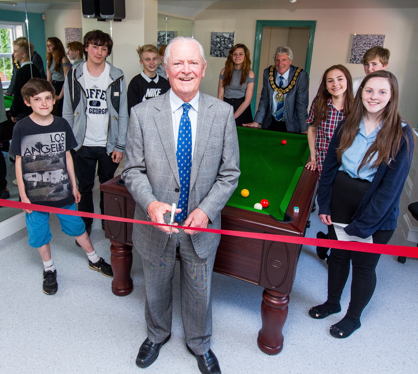 Mike Hill cuts to the ribbon to launch the new Youth Hub in Tunbridge Wells. Mike Hill cuts to the ribbon to launch the new Youth Hub in Tunbridge Wells.